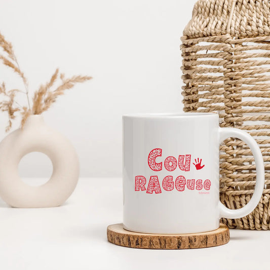 Mug blanc "Courageuse "Rouge Indomptée