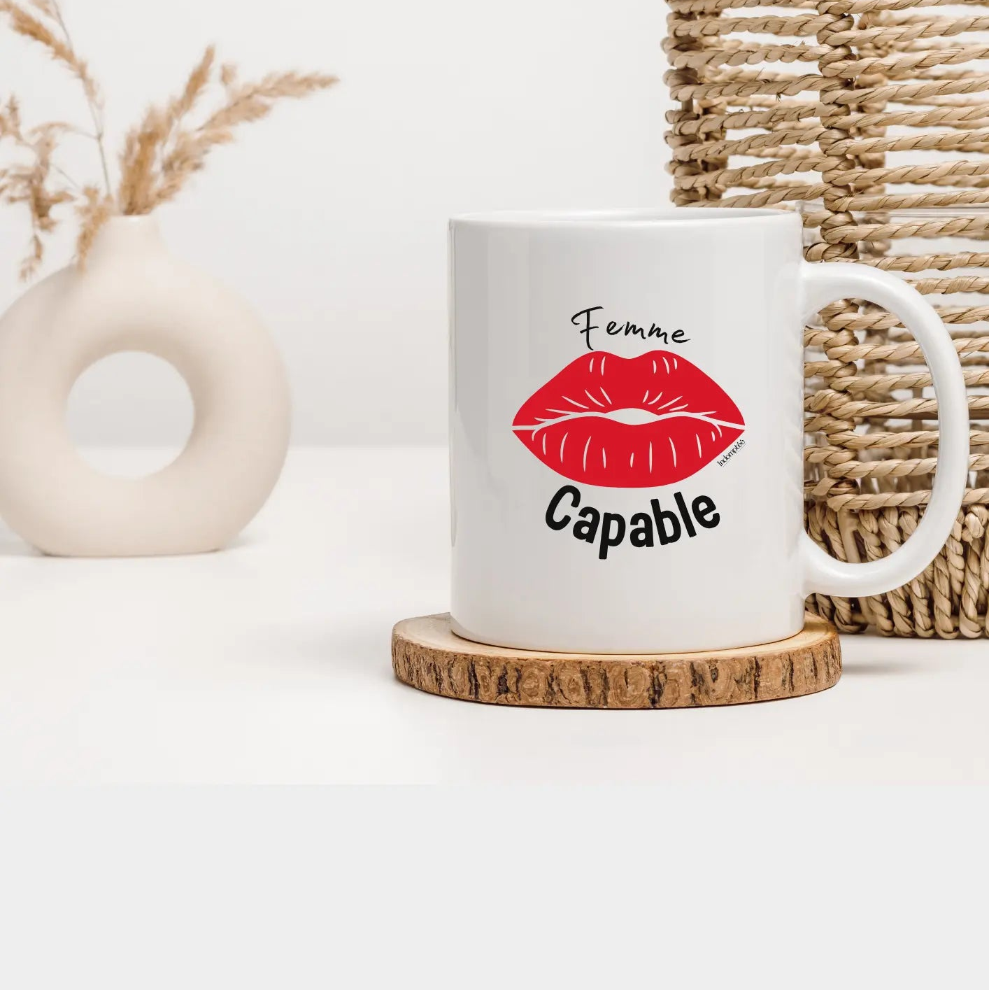 Mug blanc "Femme capable " rouge Indomptée